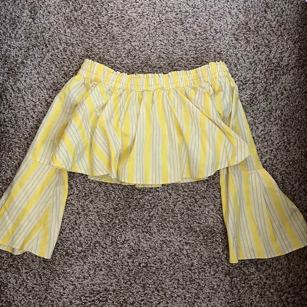 Off the shoulder stripped crop top